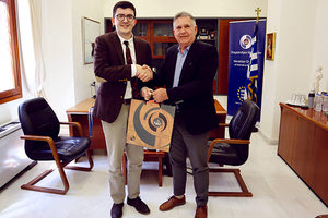 Ο Τούρκος ακόλουθος στο Επιμελητήριο Ηρακλείου